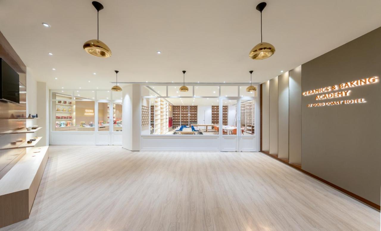 홍콩 골드 코스트 호텔 외부 사진 The interior of the store