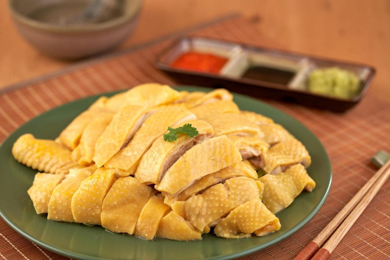 홍콩 골드 코스트 호텔 외부 사진 Chicken rice
