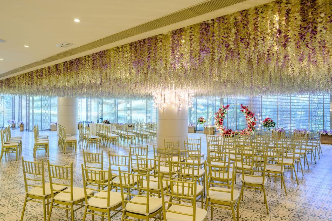 홍콩 골드 코스트 호텔 외부 사진 The Grand Ballroom