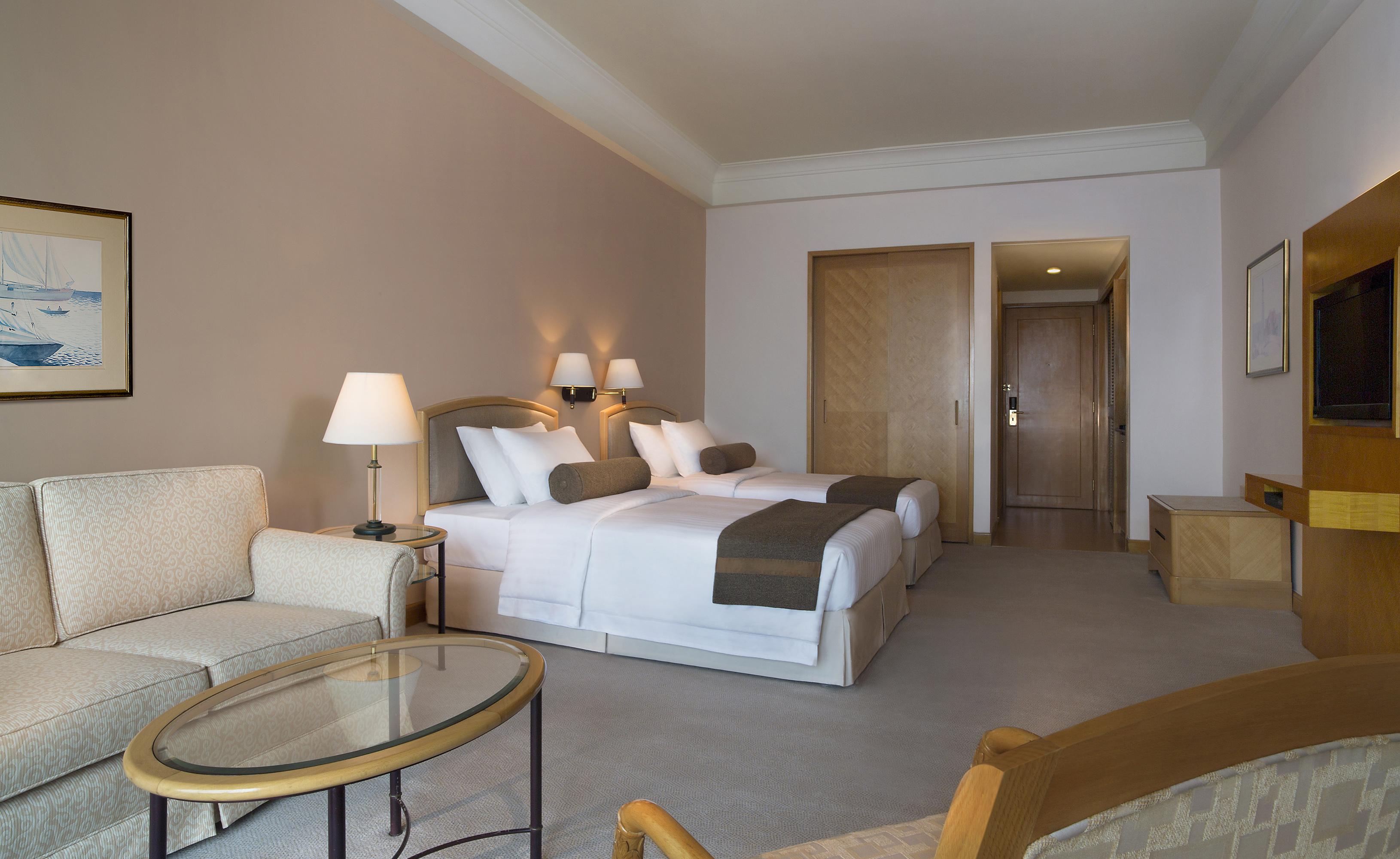 홍콩 골드 코스트 호텔 객실 사진 A room at the hotel